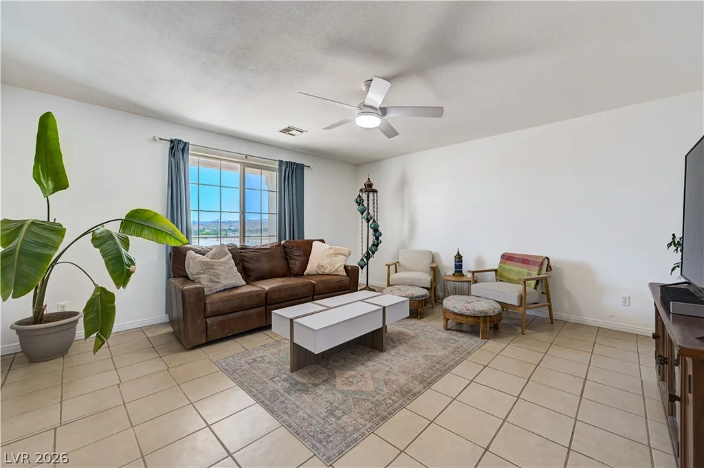 1272 Liston, Logandale, NV 89021