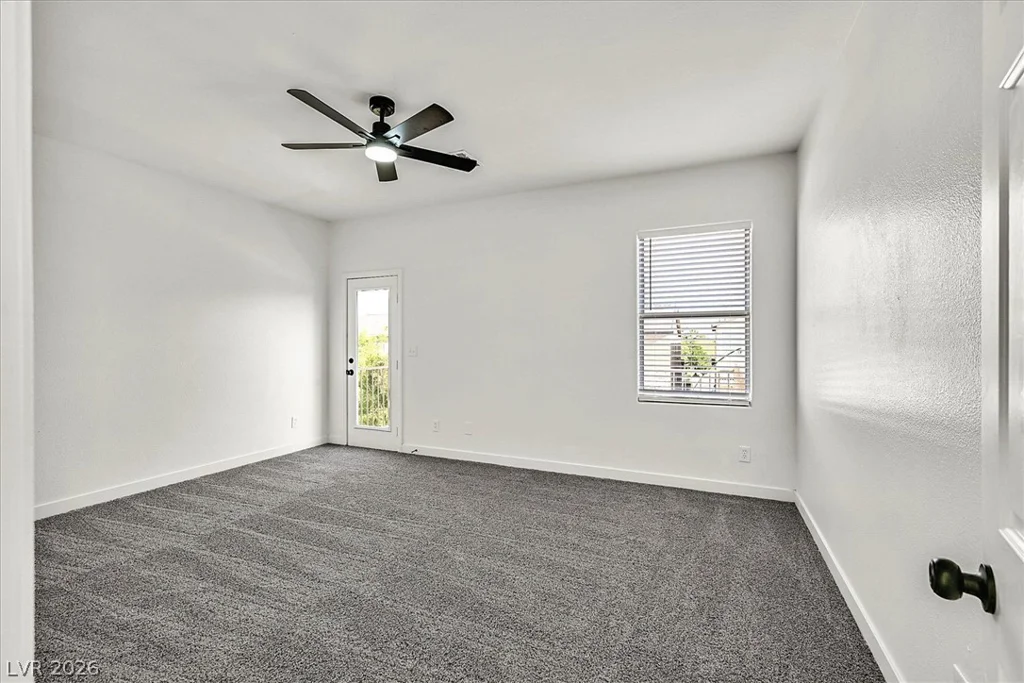 709 La Madre, North Las Vegas, NV 89081