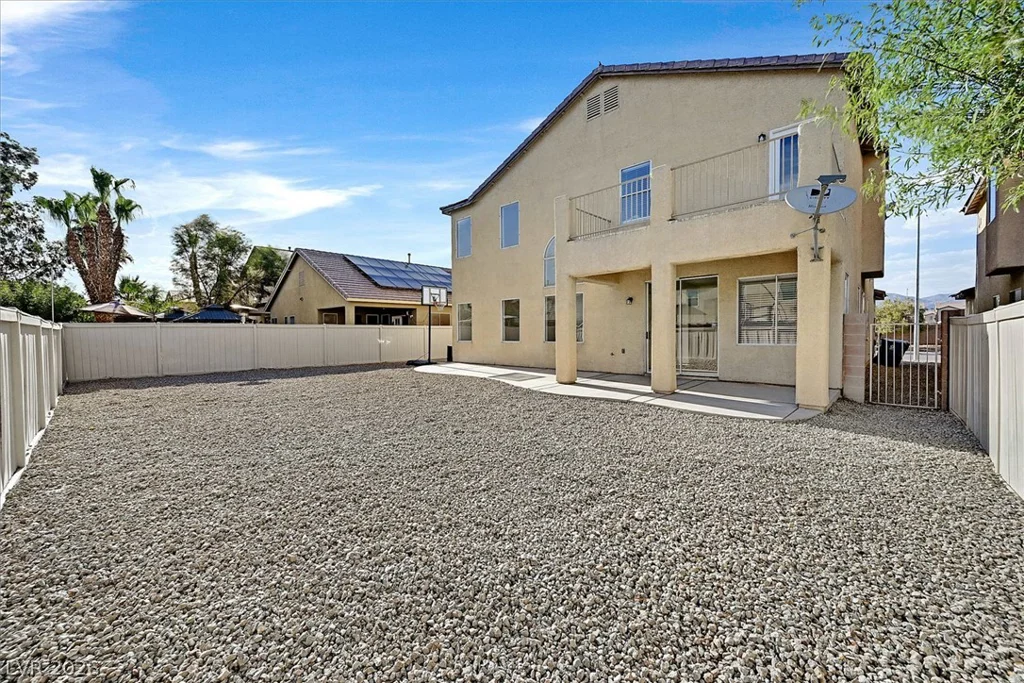 709 La Madre, North Las Vegas, NV 89081