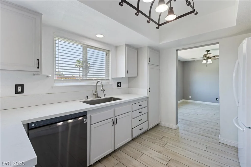 580 Chelsea, Henderson, NV 89014