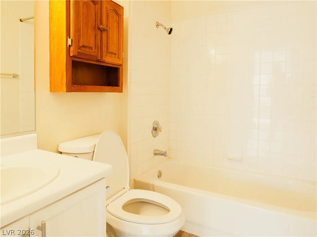 8464 Vast Horizon, Las Vegas, NV 89129