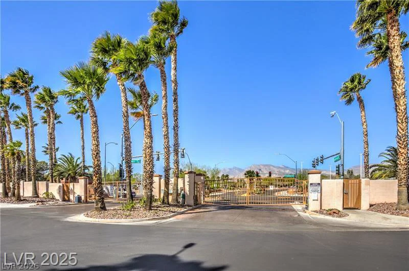 8464 Vast Horizon, Las Vegas, NV 89129