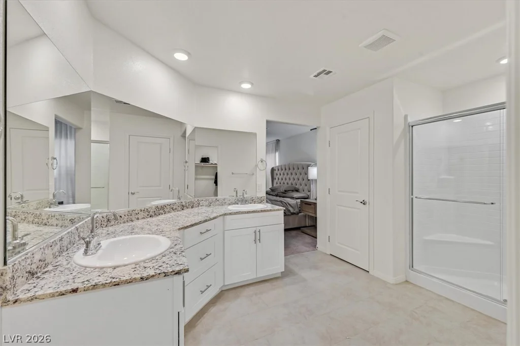 1842 Farah Falls, North Las Vegas, NV 89084