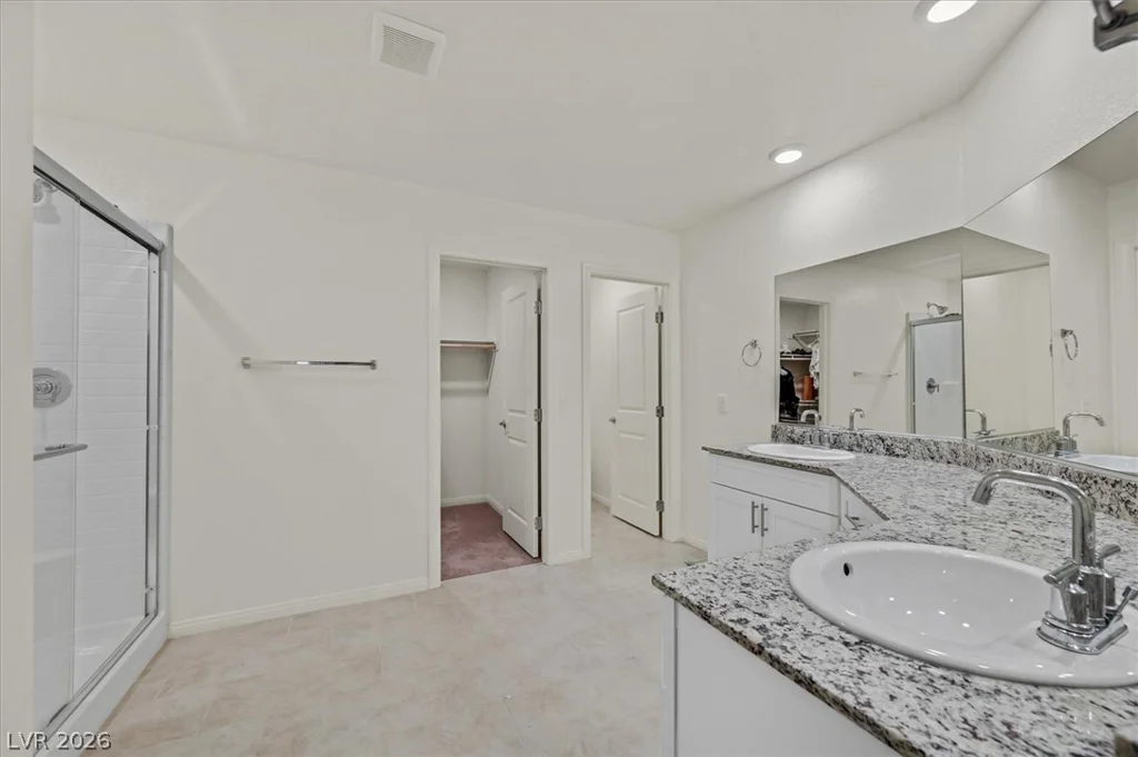 1842 Farah Falls, North Las Vegas, NV 89084