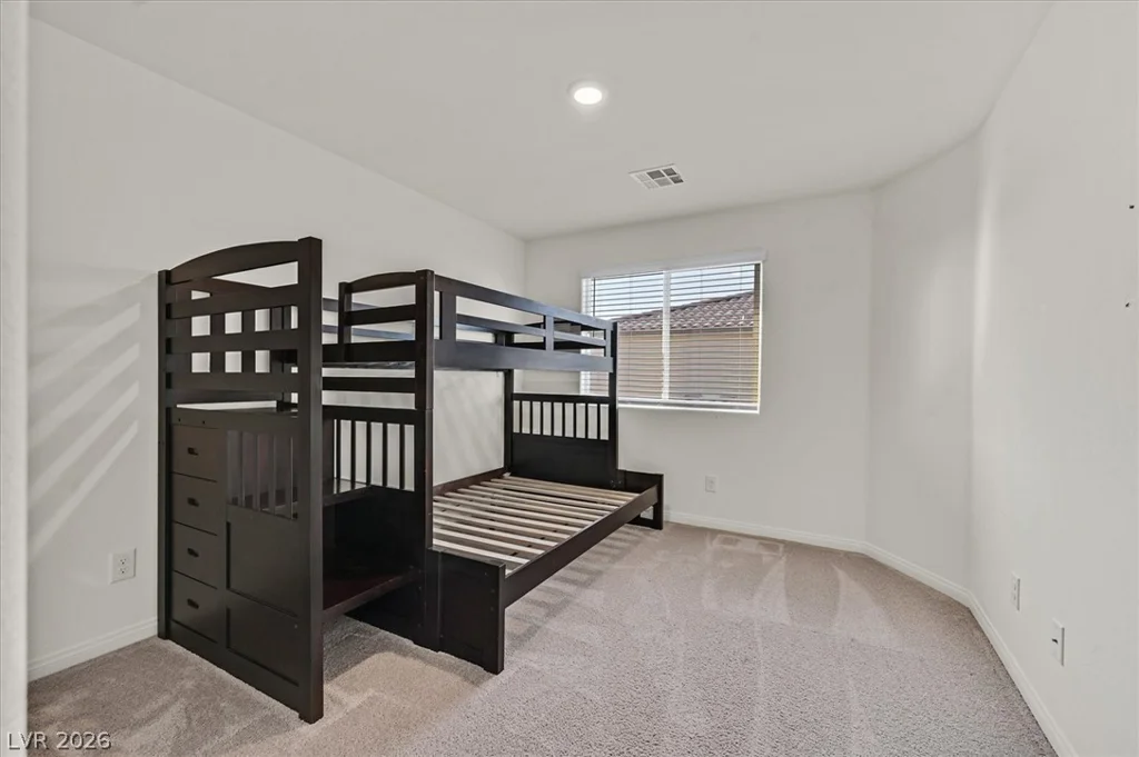 1842 Farah Falls, North Las Vegas, NV 89084