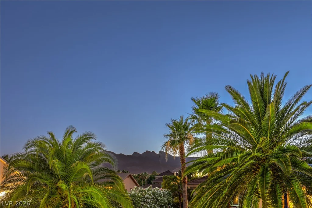 5325 El Capitan, Las Vegas, NV 89149