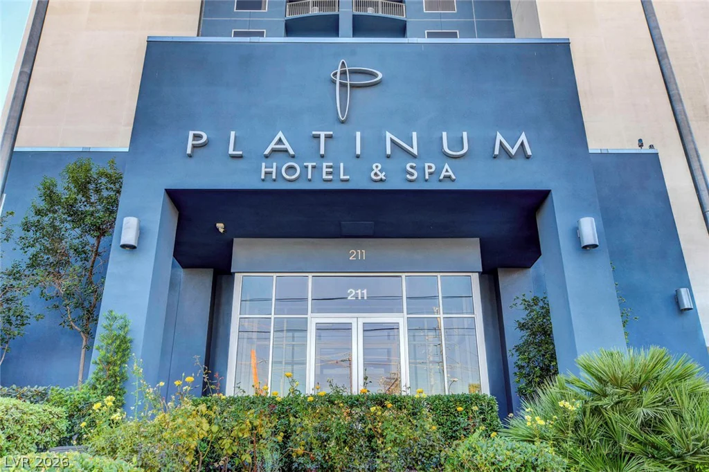 211 Flamingo, Las Vegas, NV 89169