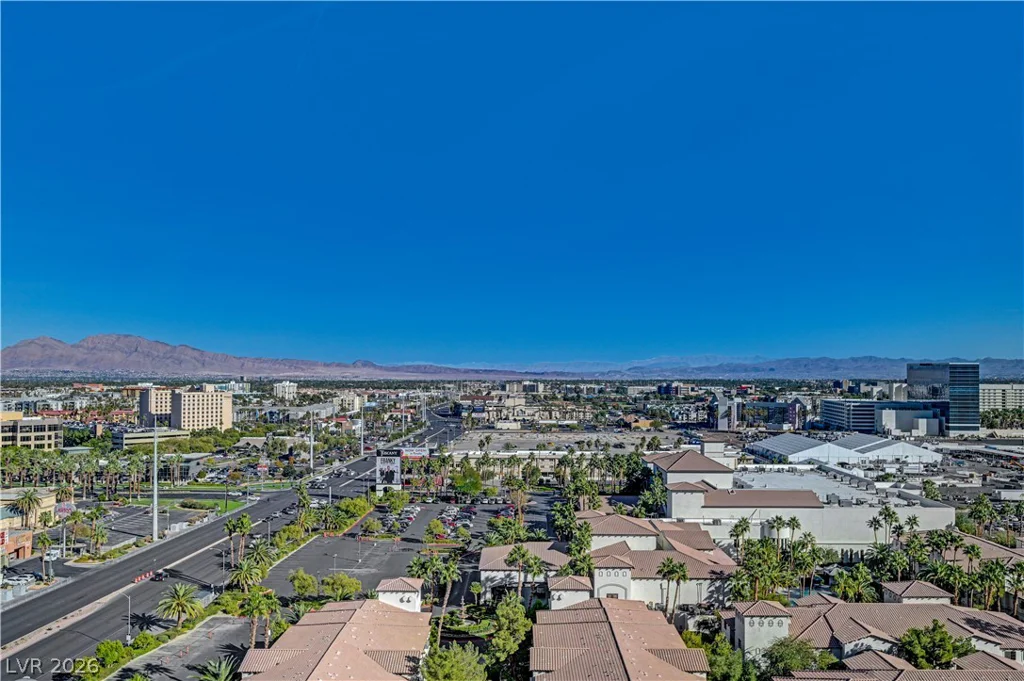 211 Flamingo, Las Vegas, NV 89169