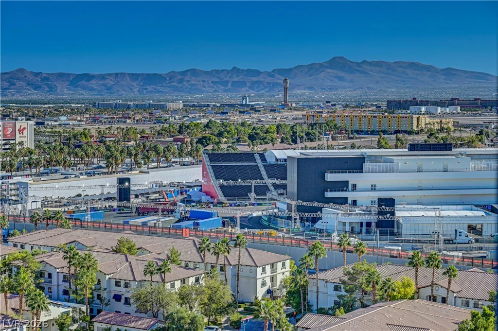 211 Flamingo, Las Vegas, NV 89169