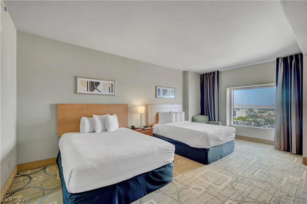 211 Flamingo, Las Vegas, NV 89169