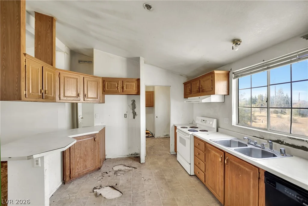 4361 Maple, Pahrump, NV 89048