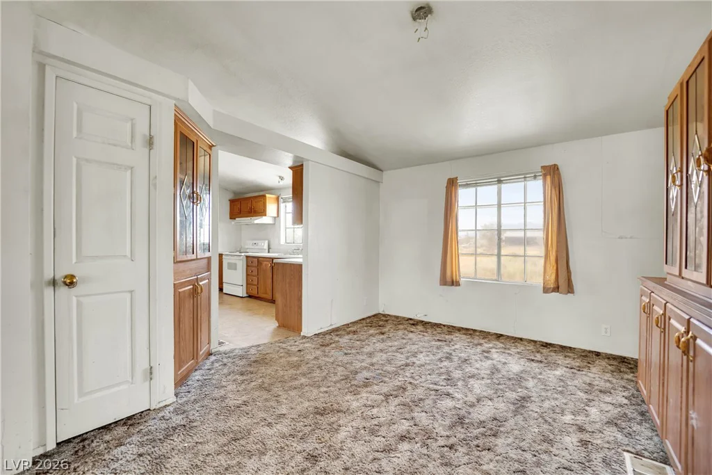 4361 Maple, Pahrump, NV 89048