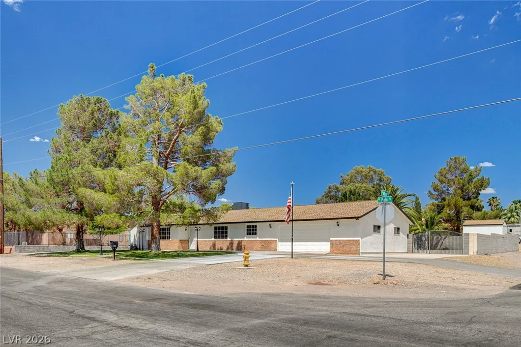 1810 Pinto, Henderson, NV 89002
