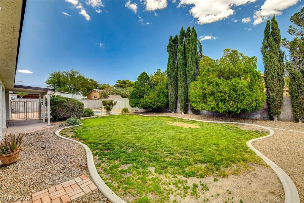 1810 Pinto, Henderson, NV 89002