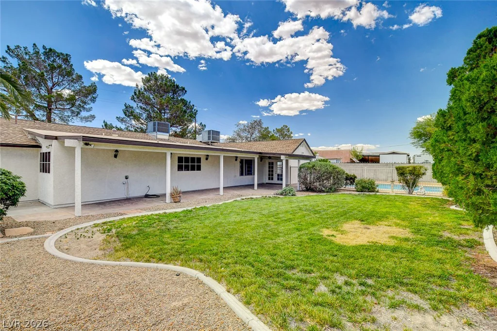 1810 Pinto, Henderson, NV 89002