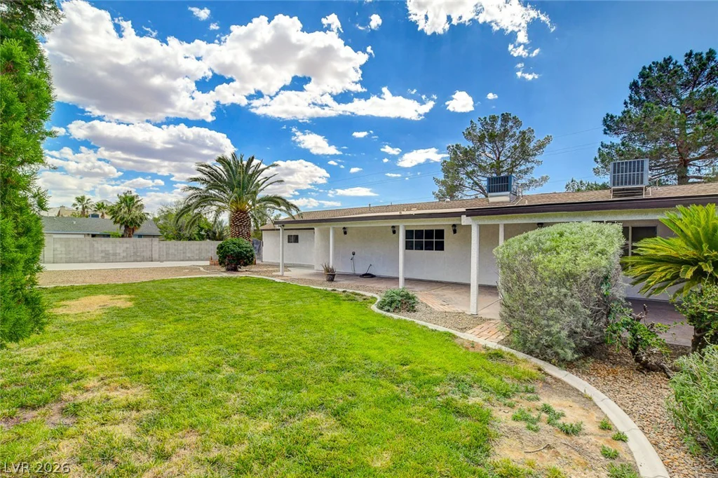 1810 Pinto, Henderson, NV 89002