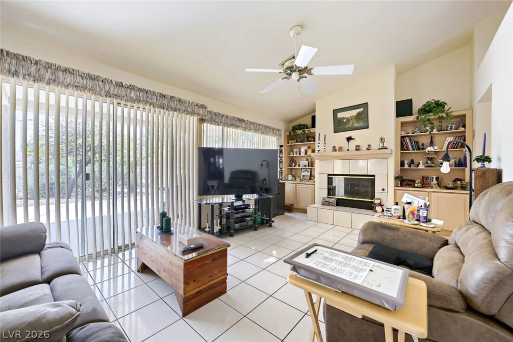 2405 Burke, Las Vegas, NV 89134