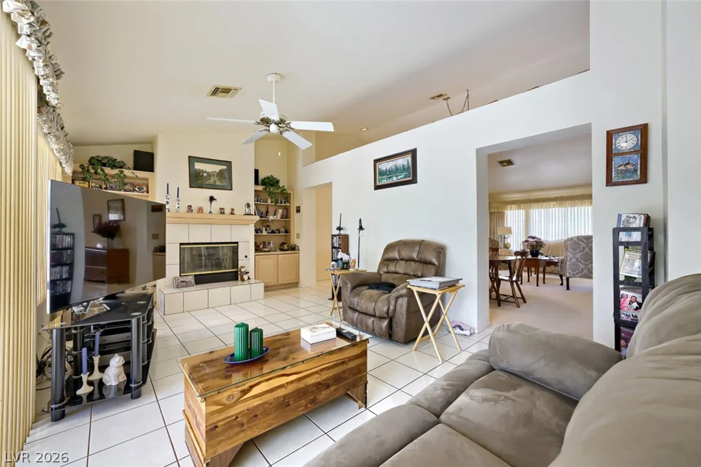 2405 Burke, Las Vegas, NV 89134