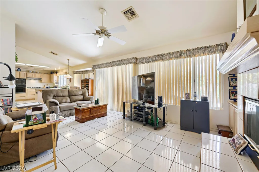 2405 Burke, Las Vegas, NV 89134