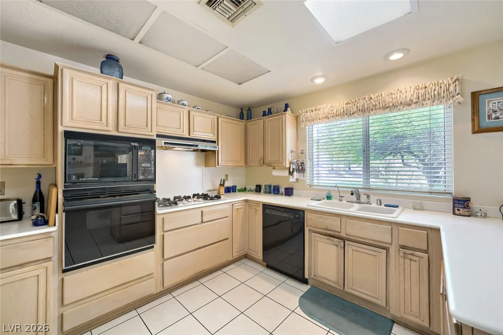 2405 Burke, Las Vegas, NV 89134