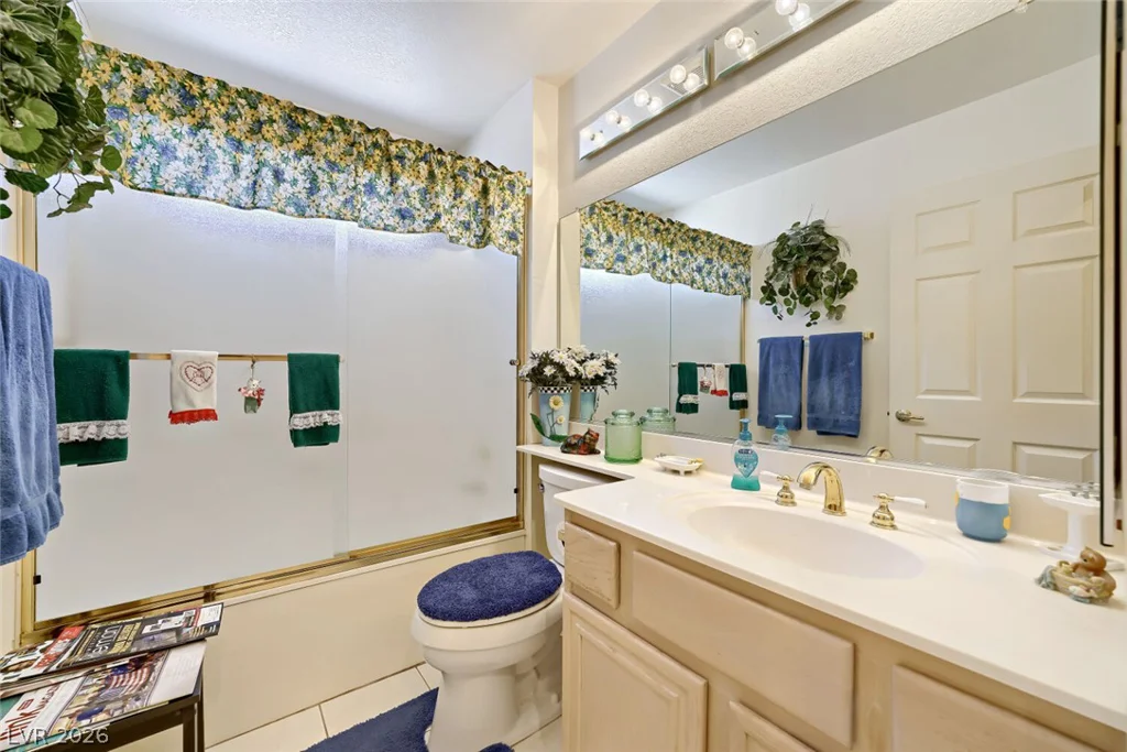 2405 Burke, Las Vegas, NV 89134