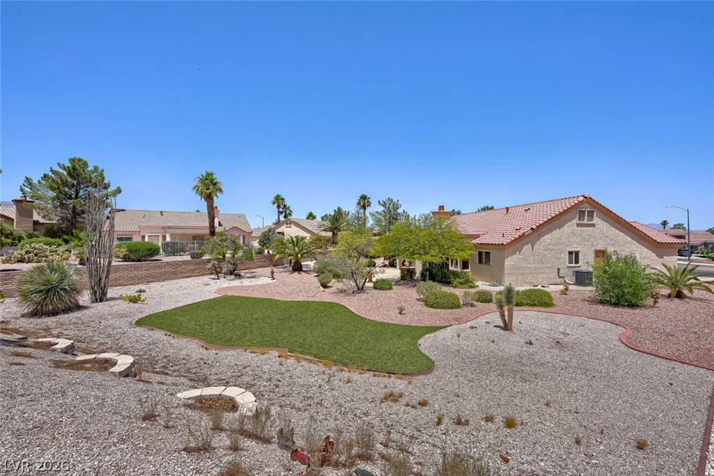 2405 Burke, Las Vegas, NV 89134