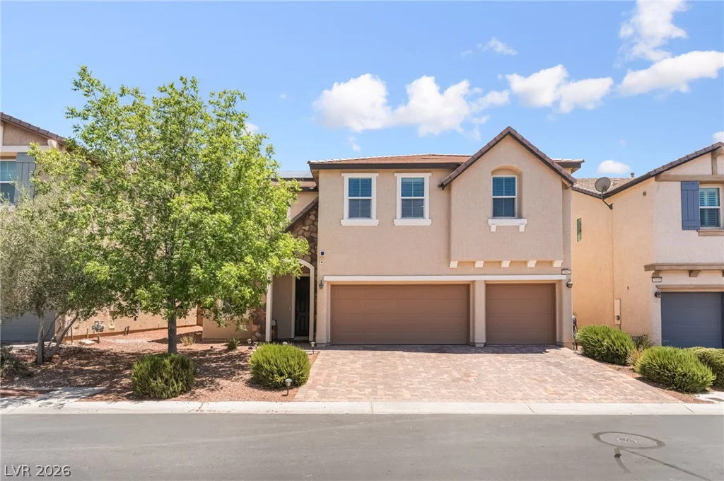 7042 Chestnut Valley, Las Vegas, NV 89166