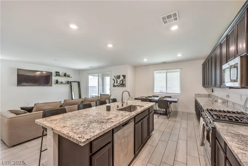2982 Gunnery Forge, Las Vegas, NV 89156