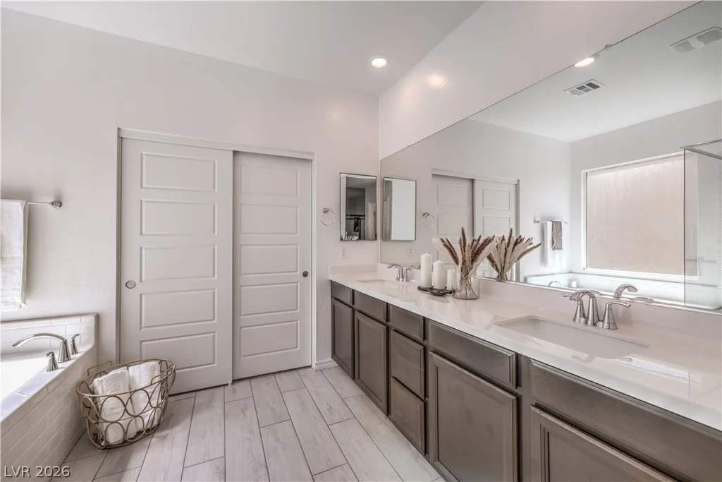 2982 Gunnery Forge, Las Vegas, NV 89156