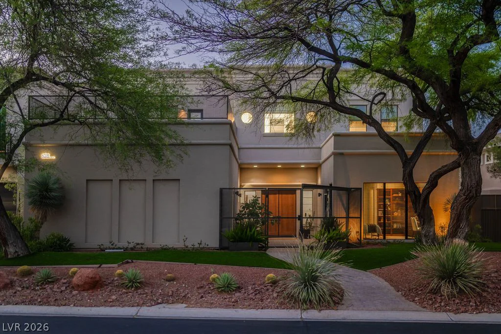 628 Edgebrook, Las Vegas, NV 89145