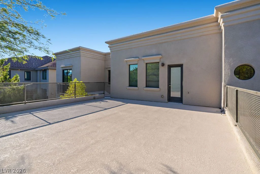 628 Edgebrook, Las Vegas, NV 89145