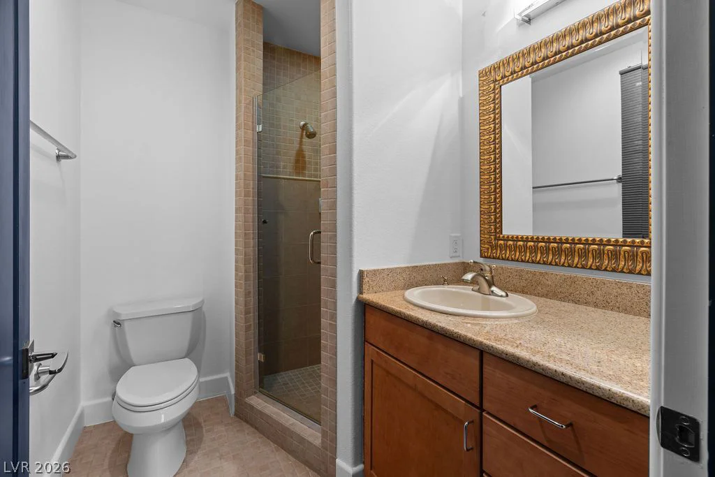 628 Edgebrook, Las Vegas, NV 89145