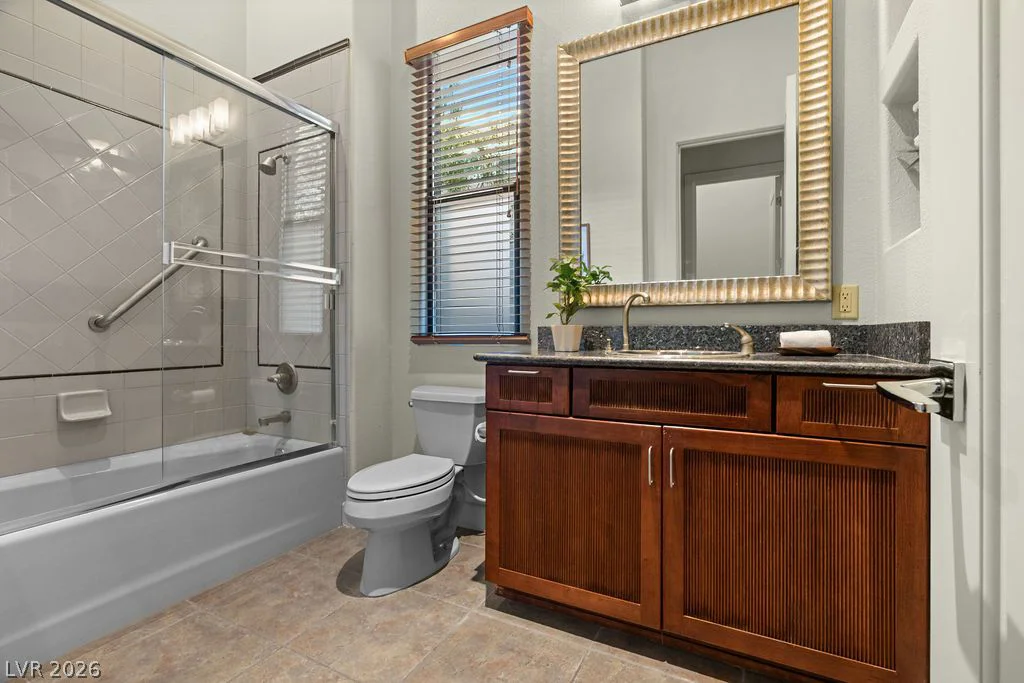 628 Edgebrook, Las Vegas, NV 89145