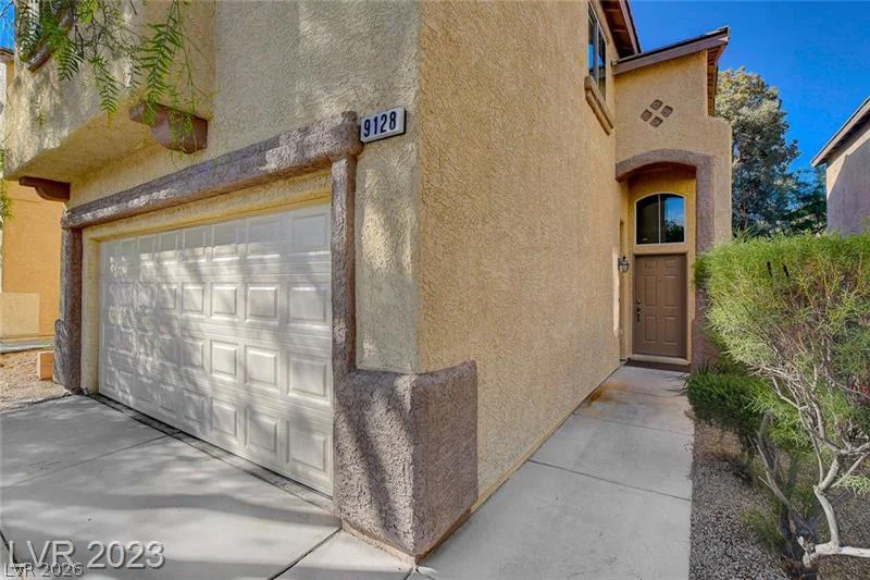 9128 Blue Raven, Las Vegas, NV 89143