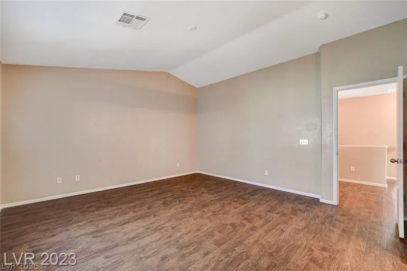 9128 Blue Raven, Las Vegas, NV 89143