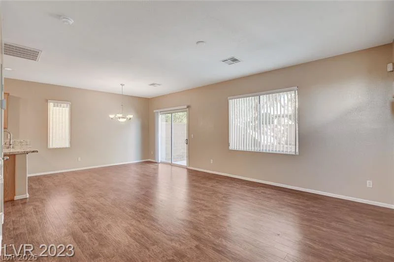9128 Blue Raven, Las Vegas, NV 89143