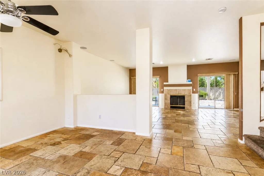 7705 Four Seasons, Las Vegas, NV 89129