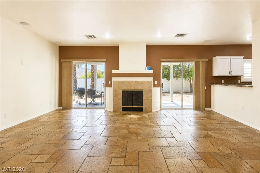 7705 Four Seasons, Las Vegas, NV 89129