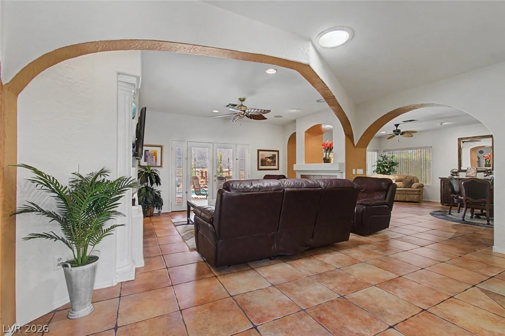 2328 Hardin Ridge Drive, Henderson, NV 89052