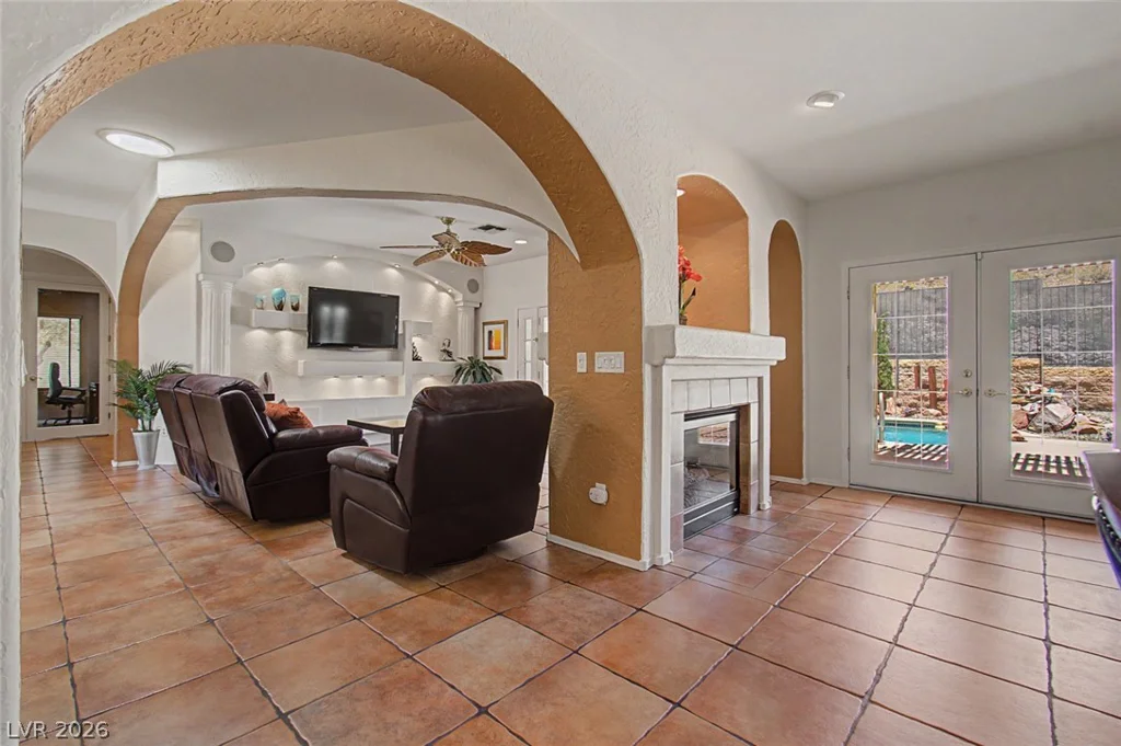 2328 Hardin Ridge Drive, Henderson, NV 89052