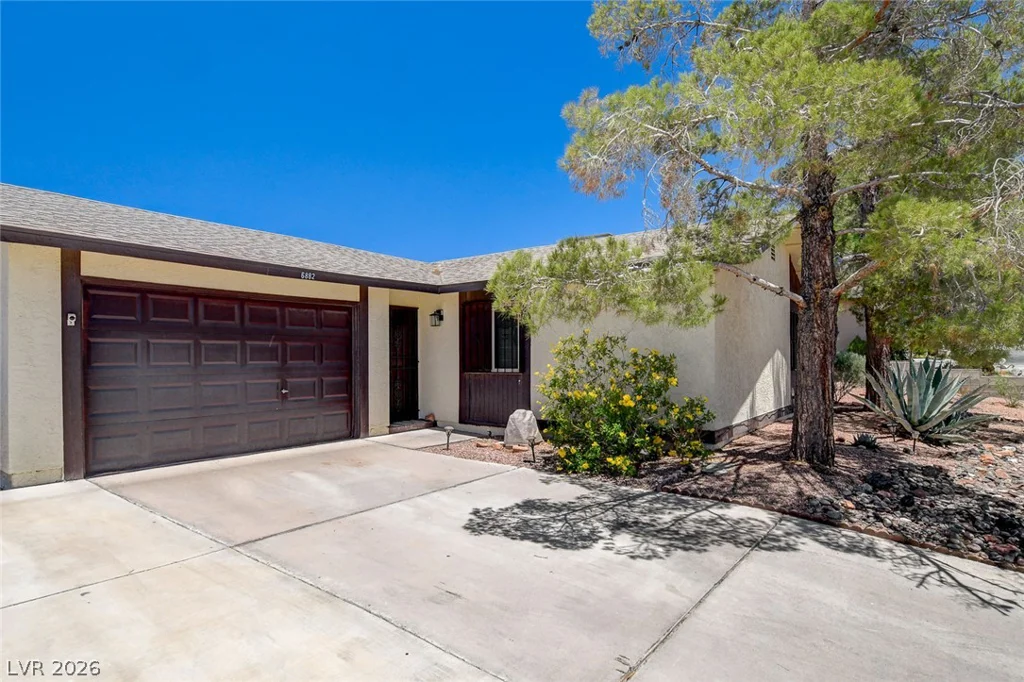 6882 Tiffollo, Las Vegas, NV 89156