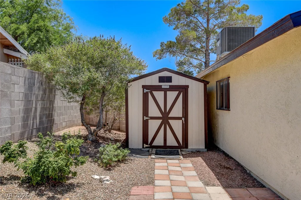 6882 Tiffollo, Las Vegas, NV 89156