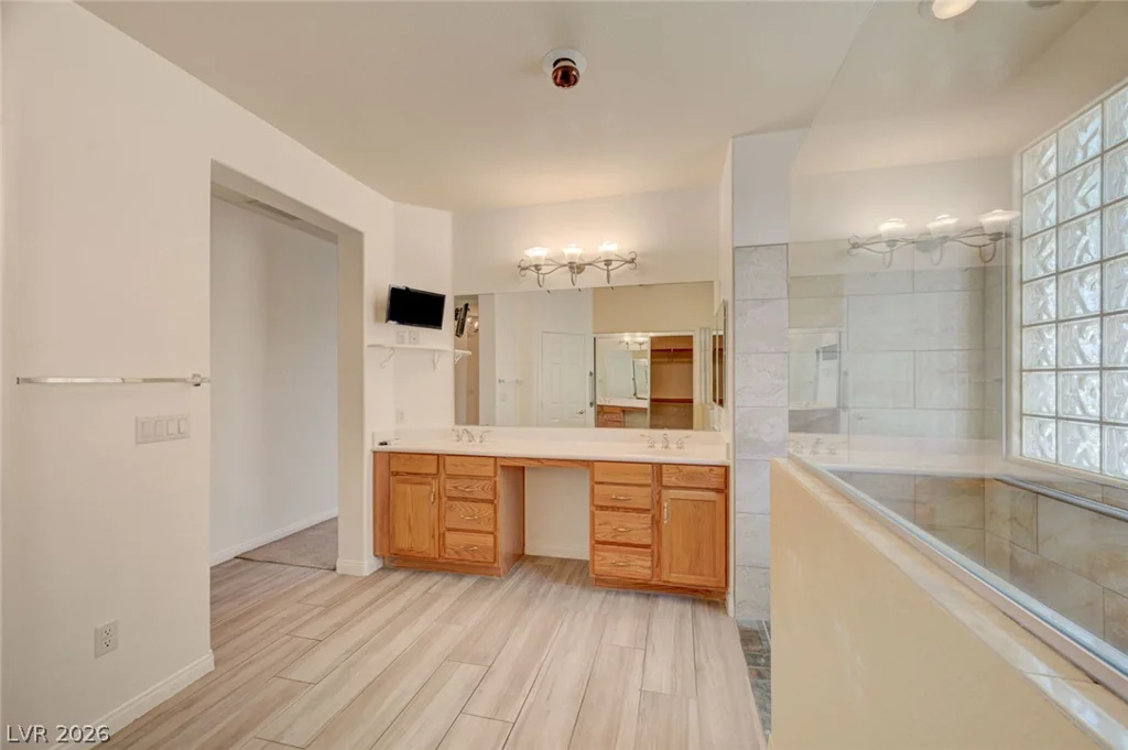 849 Ashford, Henderson, NV 89015