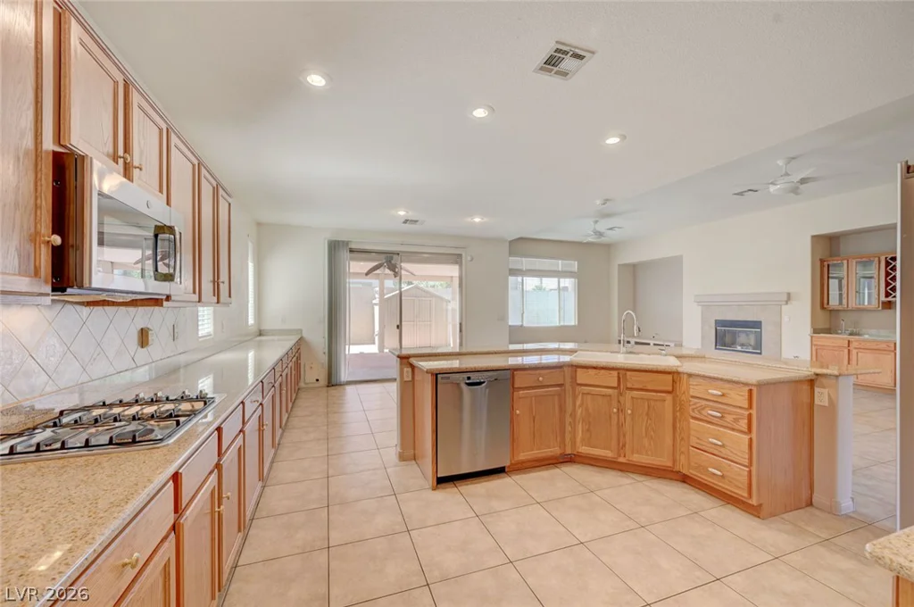 849 Ashford, Henderson, NV 89015