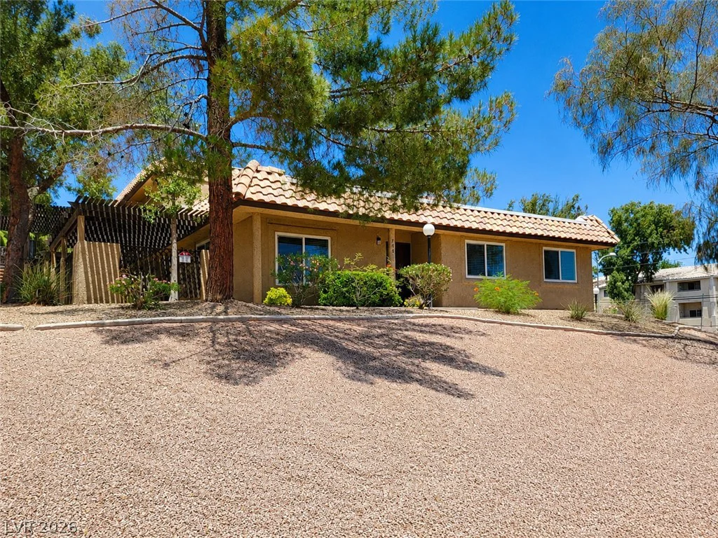 748 Nectarine, Henderson, NV 89014