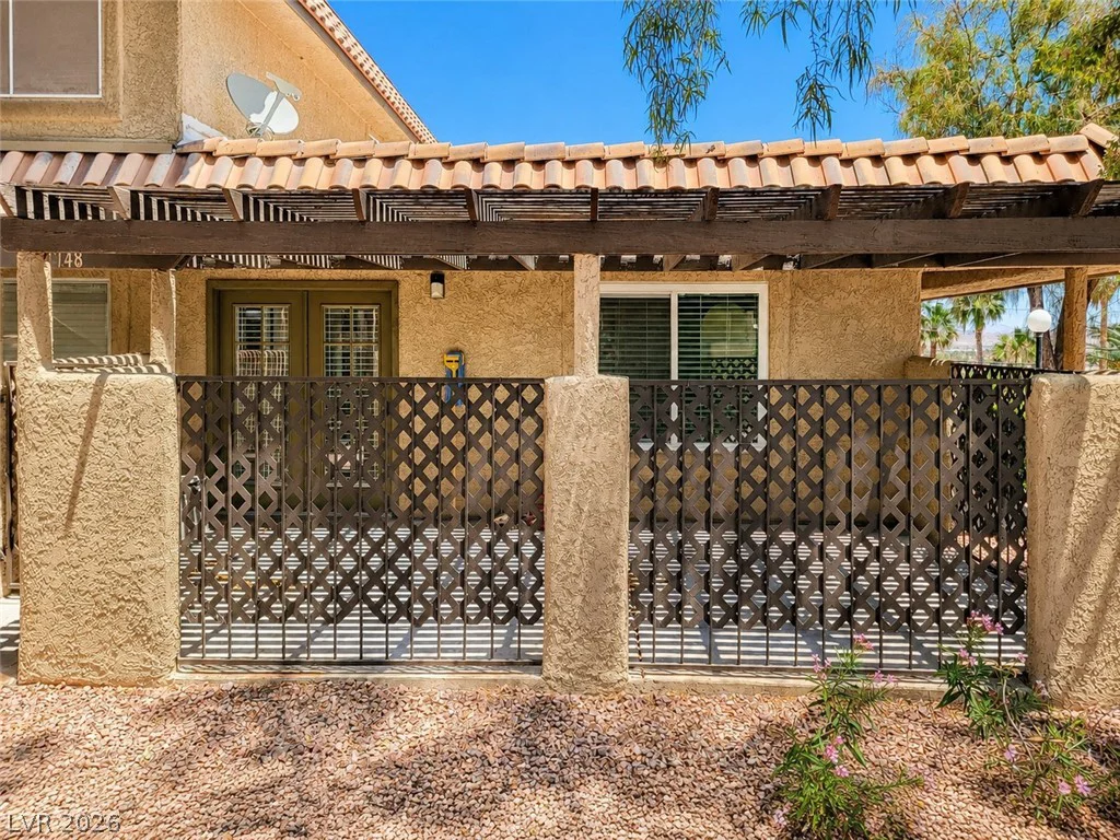748 Nectarine, Henderson, NV 89014