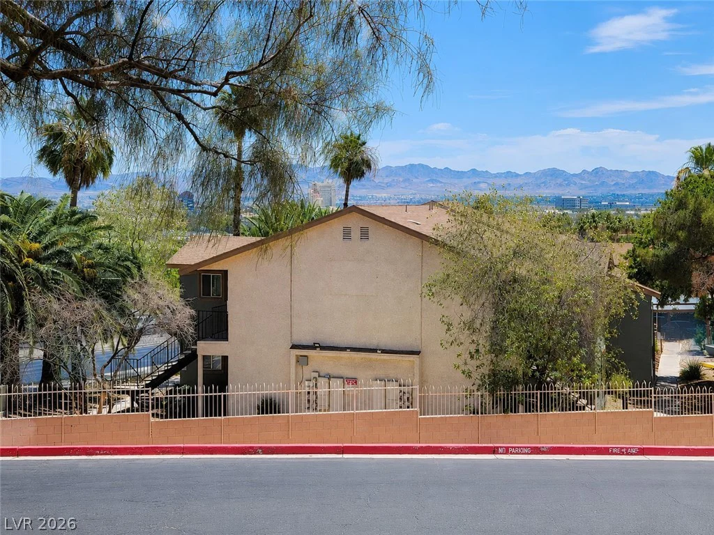 748 Nectarine, Henderson, NV 89014