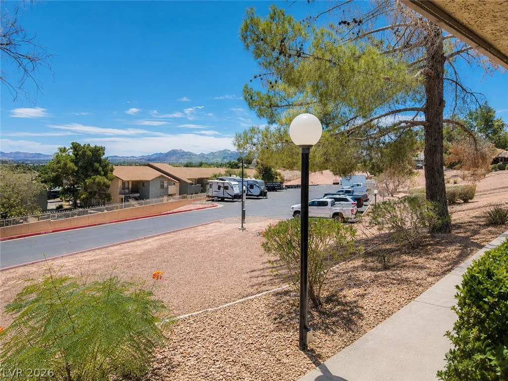 748 Nectarine, Henderson, NV 89014