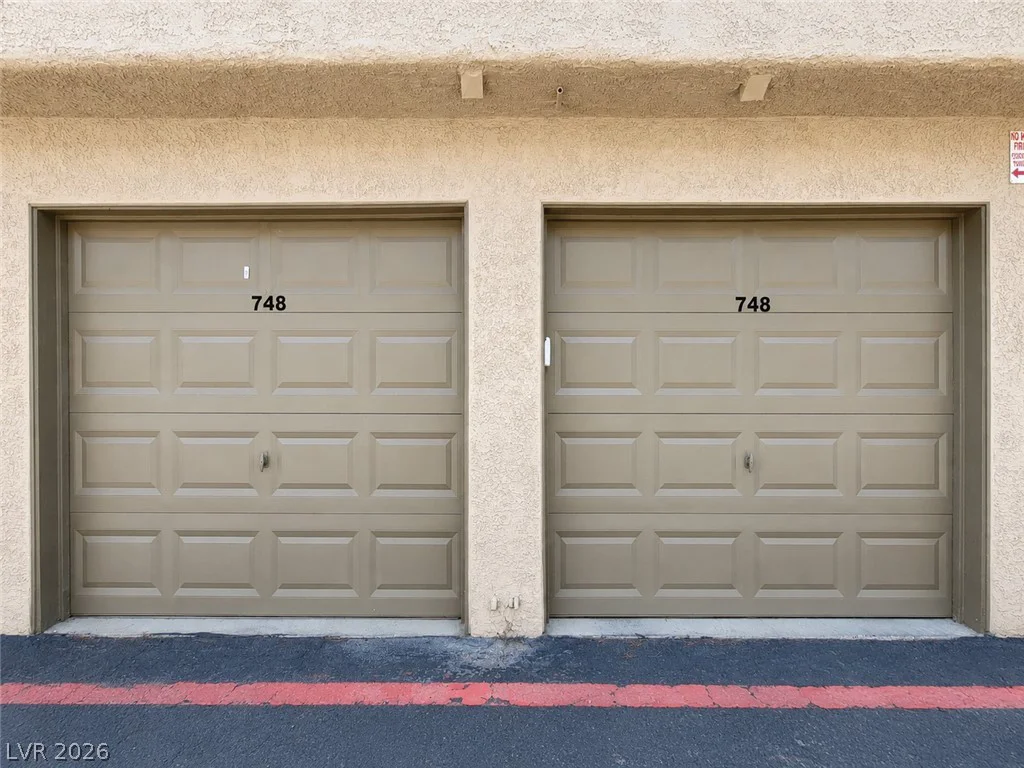748 Nectarine, Henderson, NV 89014
