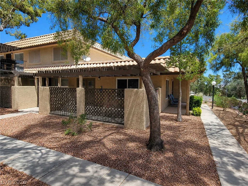 748 Nectarine, Henderson, NV 89014